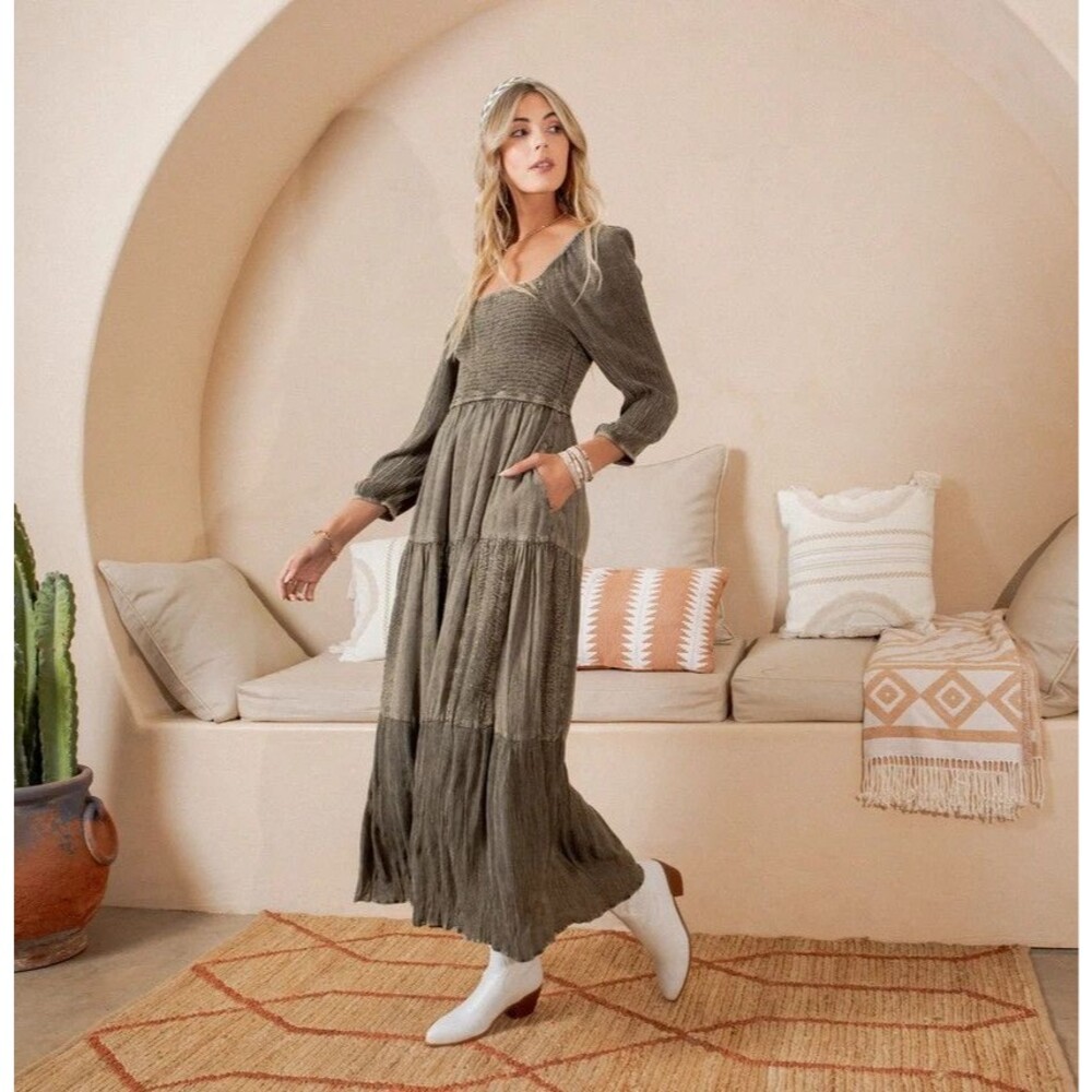 Young Threads Embroidered Empire Mid-Length Dress in Gravel Size S